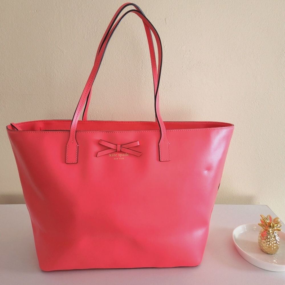 🔥SALE🔥Beautiful ♠️ Kate Spade Tote